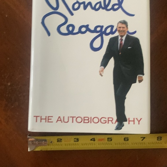 Ronald Reagan An American Life Hardcover Book Autobiography - Picture 12 of 16
